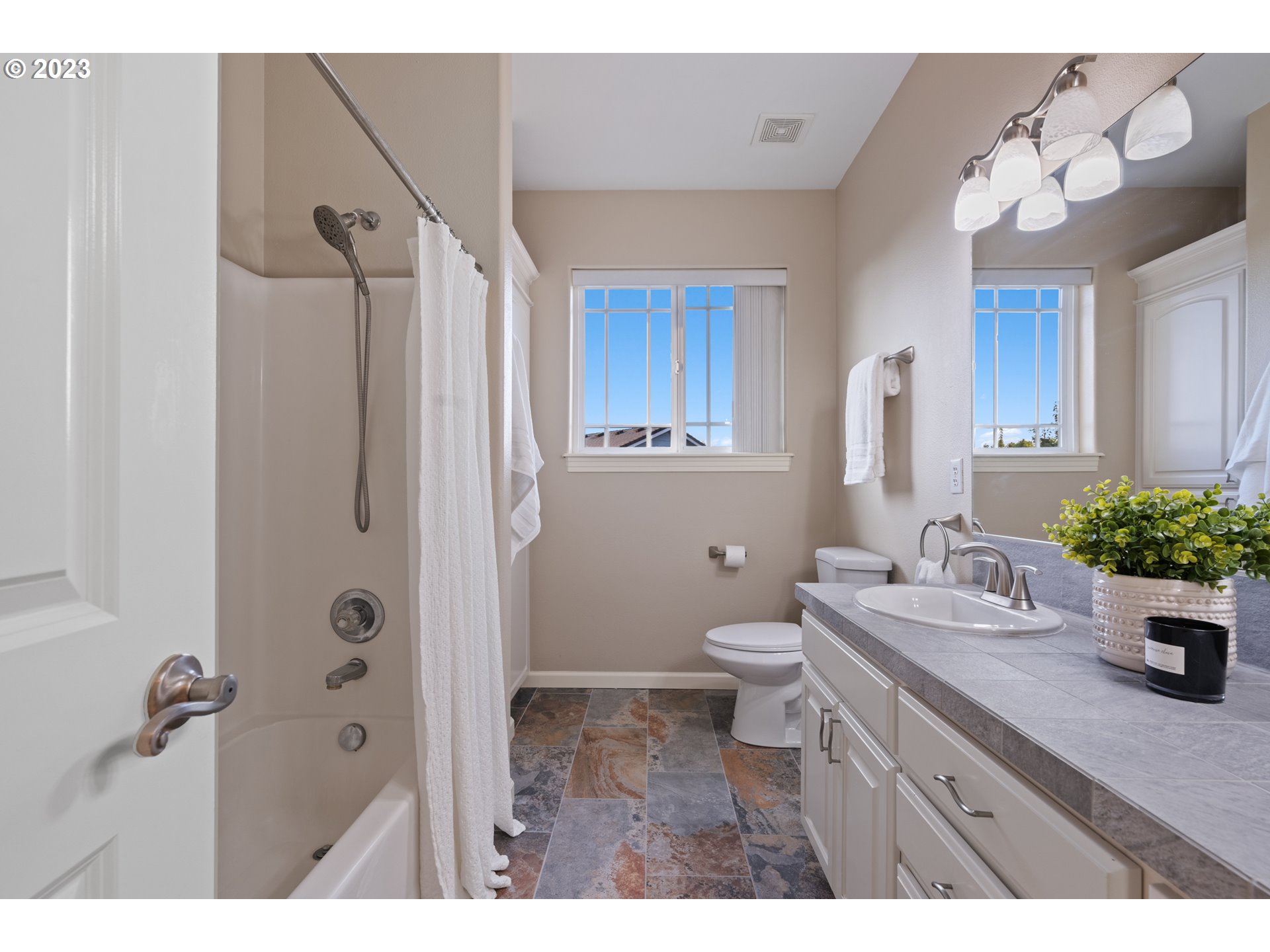 2026 Northwest Cascade Street Camas, WA 98607 - Photo 39 of 47 Gallery Image 39