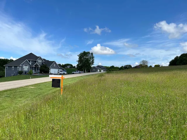 $99,500 | Lot 17 Pembridge, Monroe, WI 53566