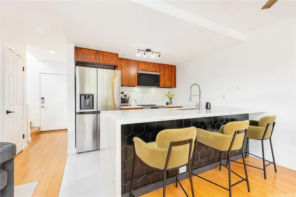 $557,000 | 98-380 Koauka Loop, Unit 342, Aiea, HI 96701
