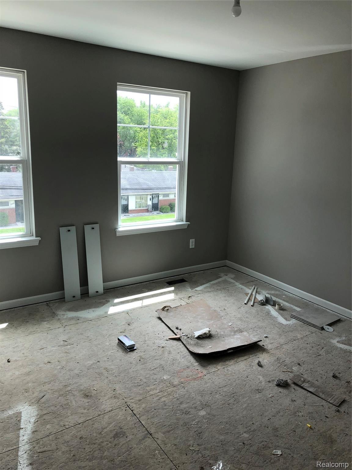 2500 Normandy Road, Unit 68 Royal Oak, MI 48073 - Photo 14 of 27 Master bedroom home site #68