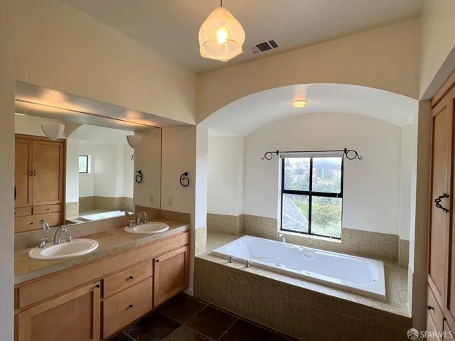 $7,800 | 123 Capricorn Avenue, Oakland, CA 94611