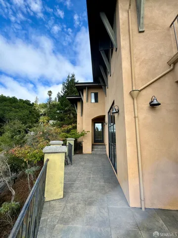 $7,800 | 123 Capricorn Avenue, Oakland, CA 94611