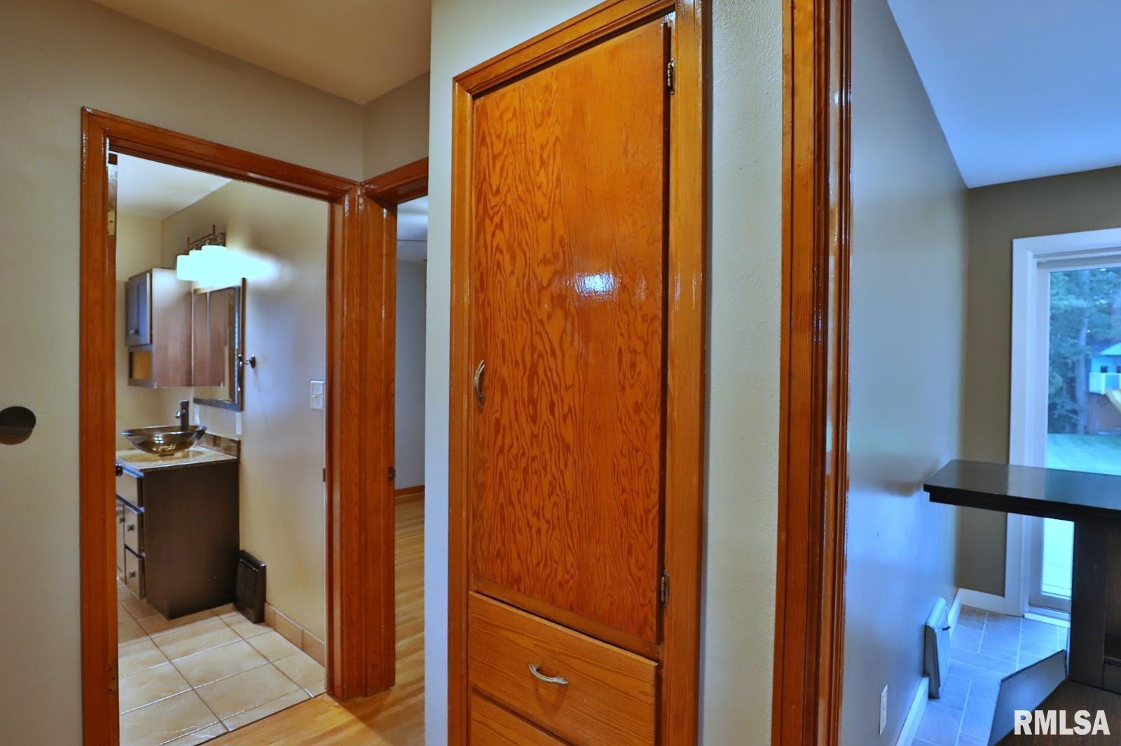 610 Spring Street Washington, IL 61571 - Photo 13 of 45 Gallery Image 13