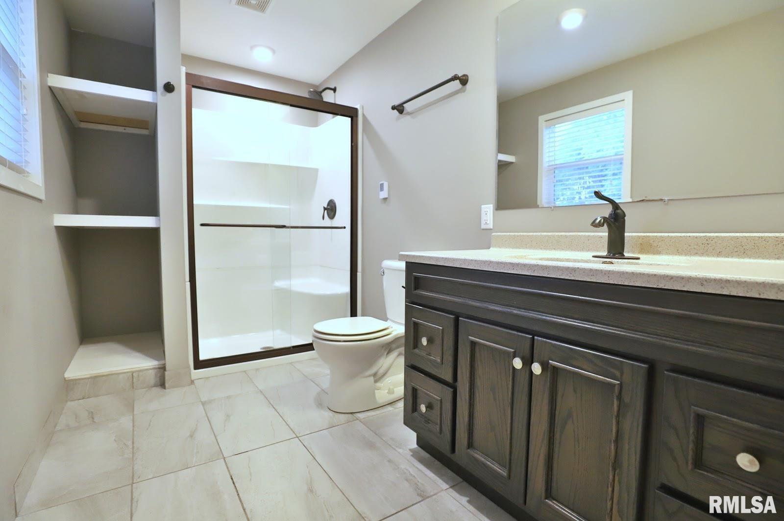 610 Spring Street Washington, IL 61571 - Photo 25 of 45 Gallery Image 25