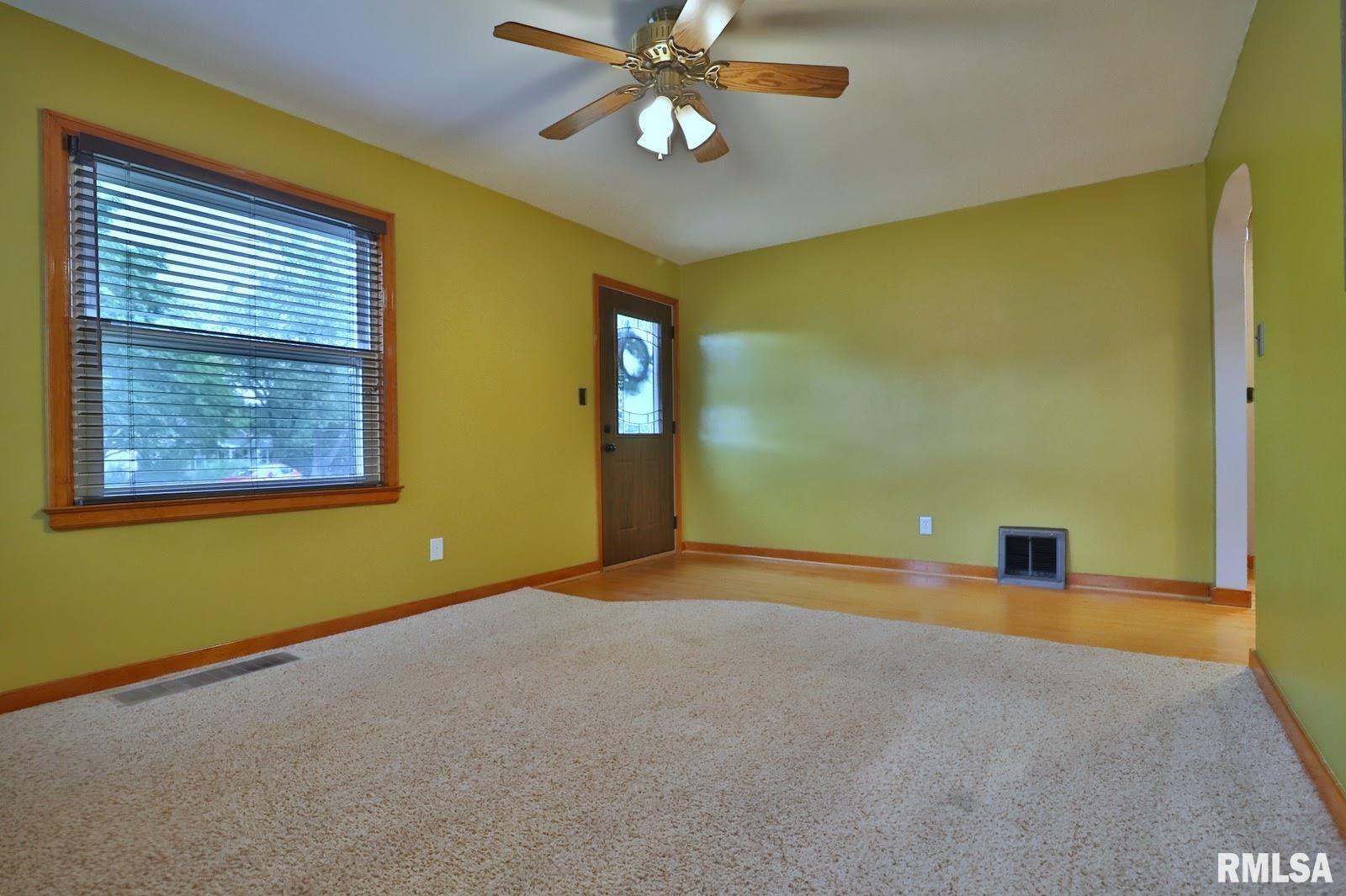 610 Spring Street Washington, IL 61571 - Photo 8 of 45 Gallery Image 8