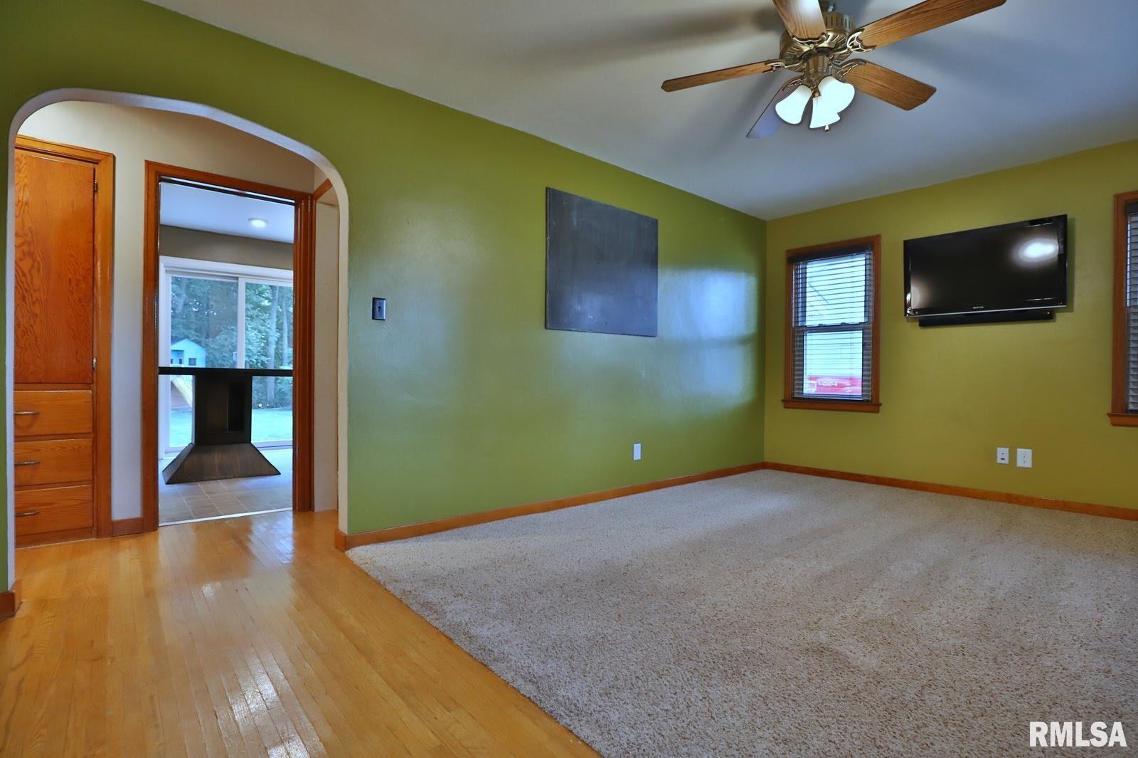 610 Spring Street Washington, IL 61571 - Photo 10 of 45 Gallery Image 10