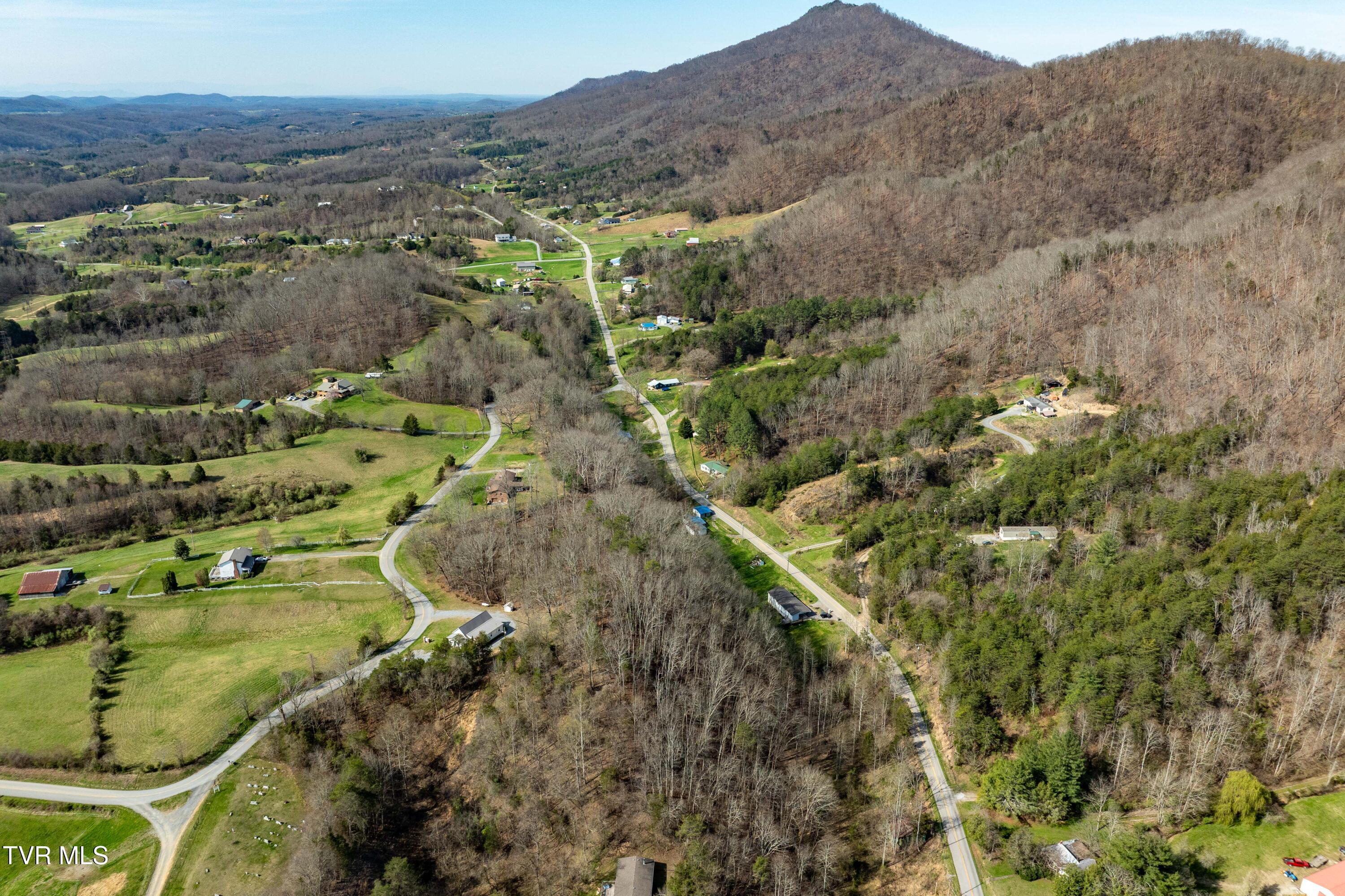 Tbd Oak Glen Circle Fall Branch, TN 37656 - Photo 13 of 15 TBD Oak Glen Circle (12 of 21)