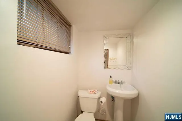 $4,600 | 57 Crest Drive North, Cresskill, NJ 07626