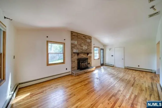 $4,600 | 57 Crest Drive North, Cresskill, NJ 07626