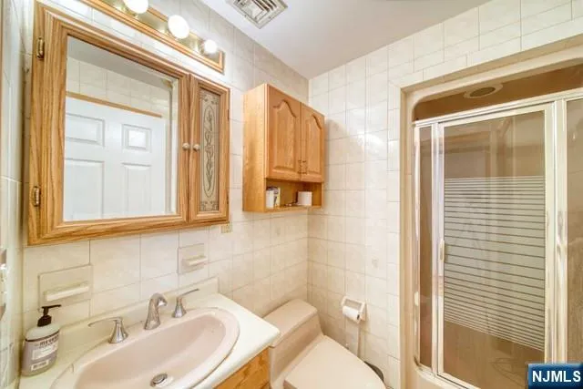 $4,600 | 57 Crest Drive North, Cresskill, NJ 07626