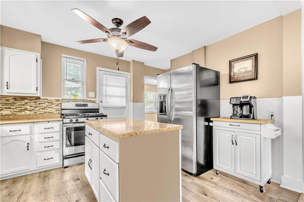 3230 Brownsville Road Pittsburgh, PA 15227 - Photo 11 of 25 Gallery Image 11
