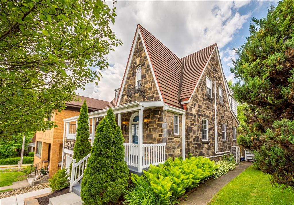 3230 Brownsville Road Pittsburgh, PA 15227 - Photo 3 of 25 Gallery Image 3