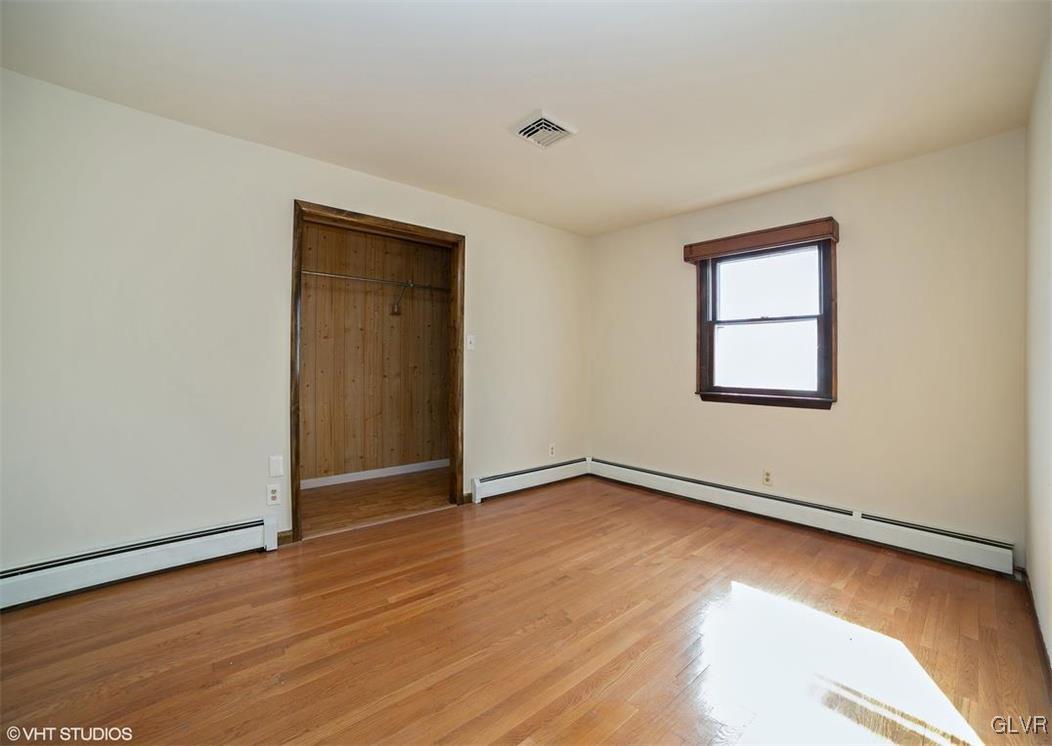 8014 Valley View Road Northampton, PA 18067 - Photo 11 of 23 Gallery Image 11