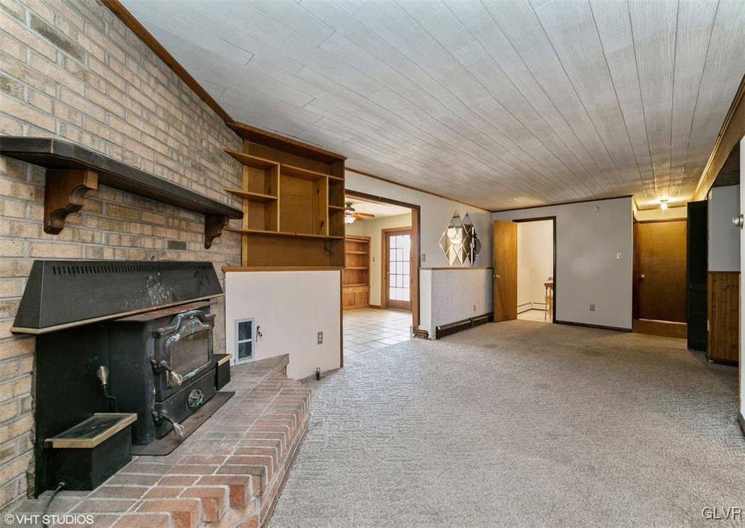 8014 Valley View Road Northampton, PA 18067 - Photo 19 of 23 Gallery Image 19