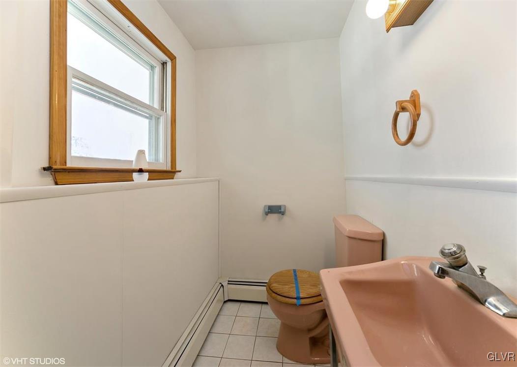 8014 Valley View Road Northampton, PA 18067 - Photo 21 of 23 Gallery Image 21