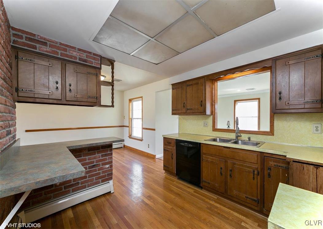 8014 Valley View Road Northampton, PA 18067 - Photo 8 of 23 Gallery Image 8