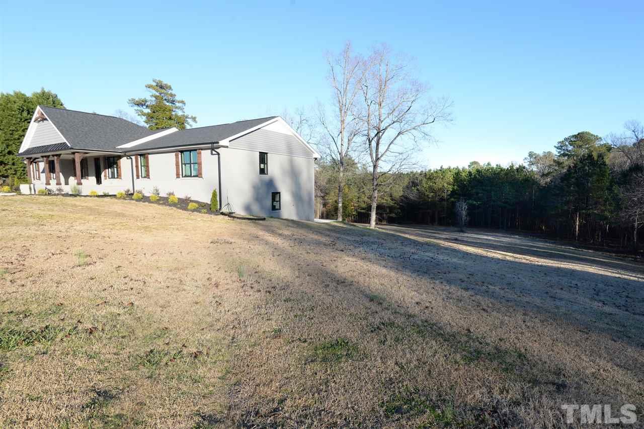 4048 Benson Hardee Road Benson, NC 27504 - Photo 4 of 30 Gallery Image 4