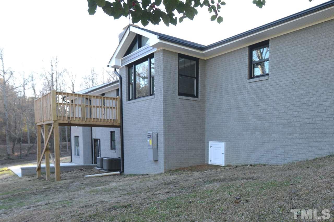 4048 Benson Hardee Road Benson, NC 27504 - Photo 8 of 30 Gallery Image 8