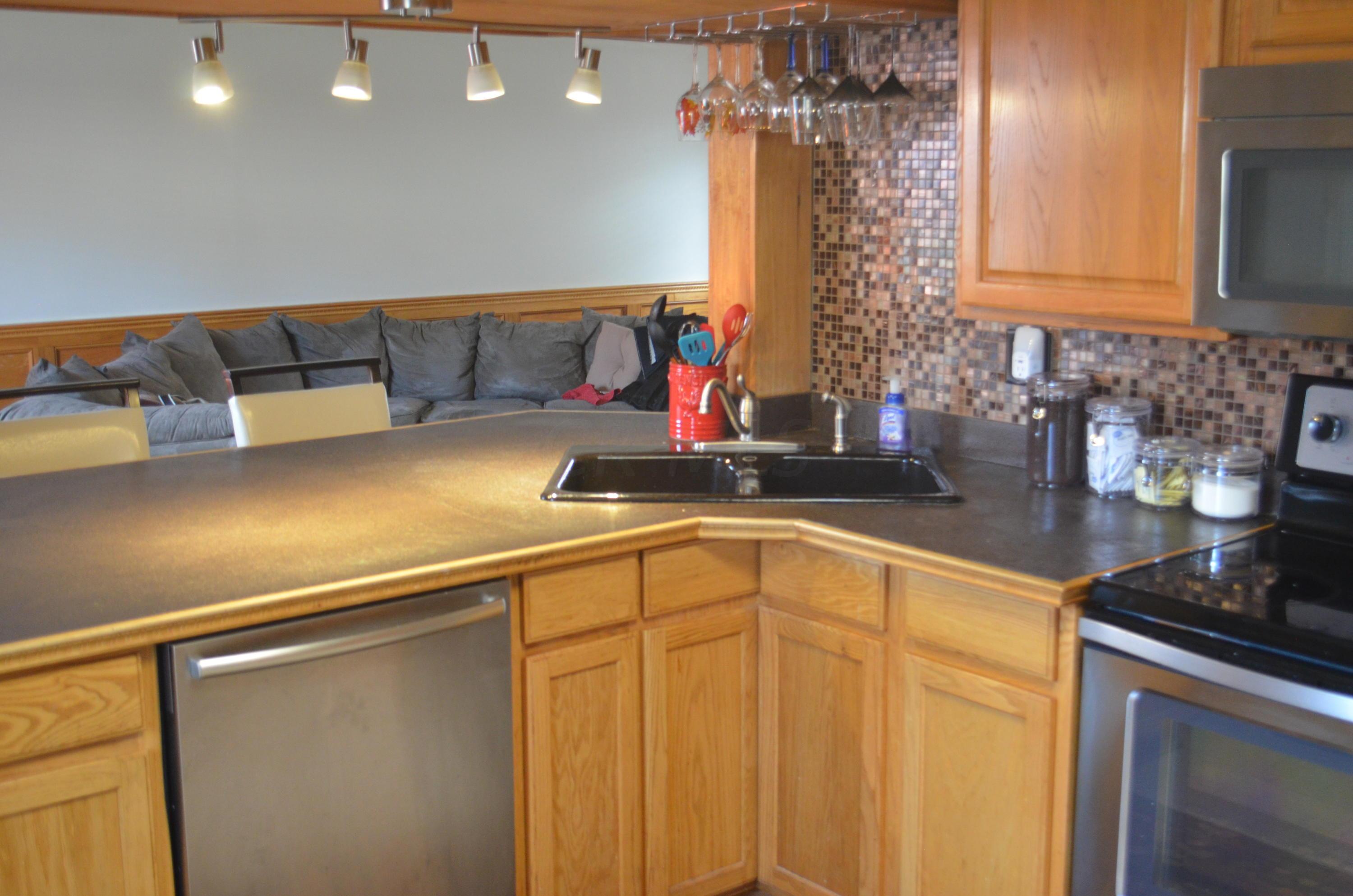 4777 Heaton Road Columbus, OH 43229 - Photo 5 of 16 Gallery Image 5