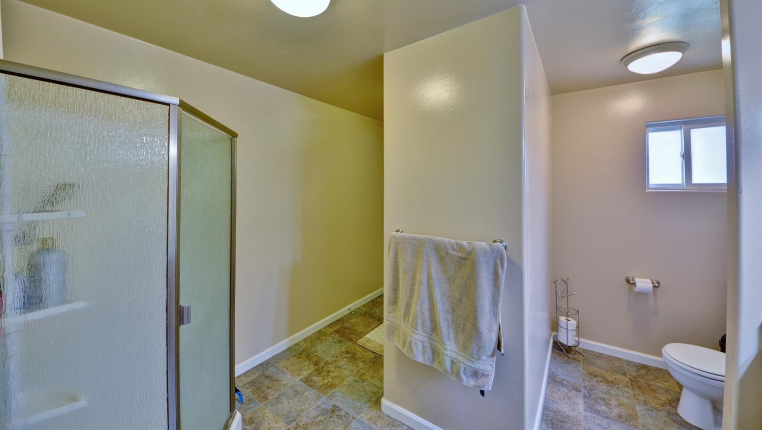 111 6th Street Phoenix, OR 97535 - Photo 9 of 14 Additional Photo