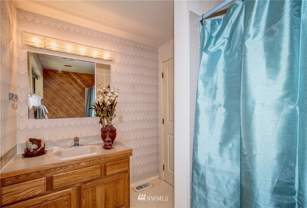 5028 Lake Alice Road Fall City, WA 98024 - Photo 13 of 20 Gallery Image 13