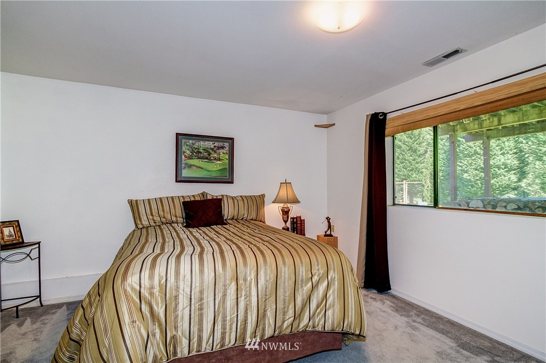 5028 Lake Alice Road Fall City, WA 98024 - Photo 16 of 20 Gallery Image 16