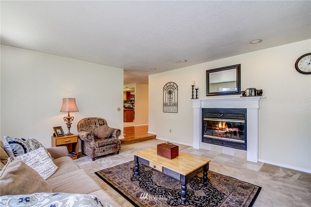 5028 Lake Alice Road Fall City, WA 98024 - Photo 4 of 20 Gallery Image 4