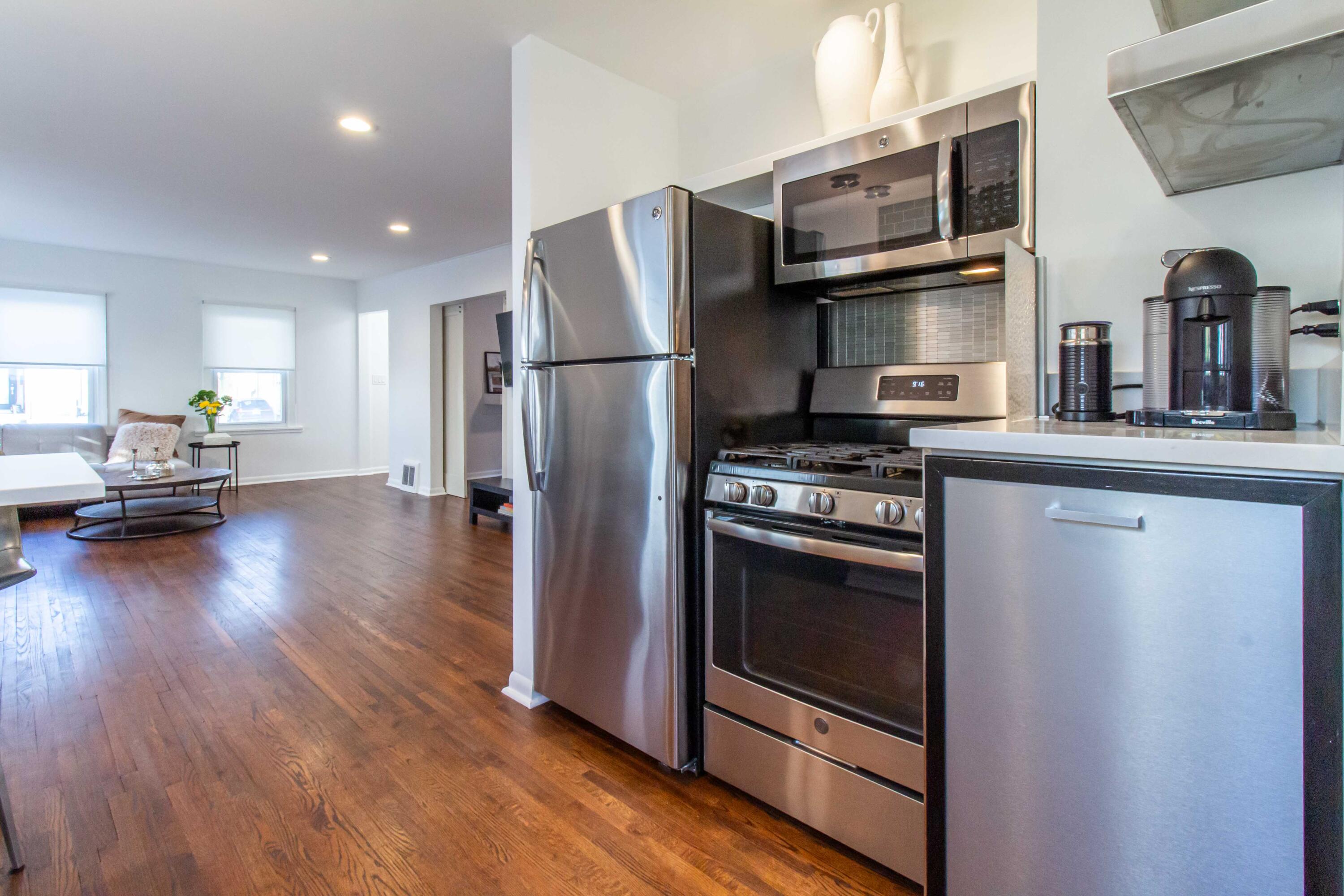1348 Ruffner Avenue Birmingham, MI 48009 - Photo 13 of 35 03 kitchen 2
