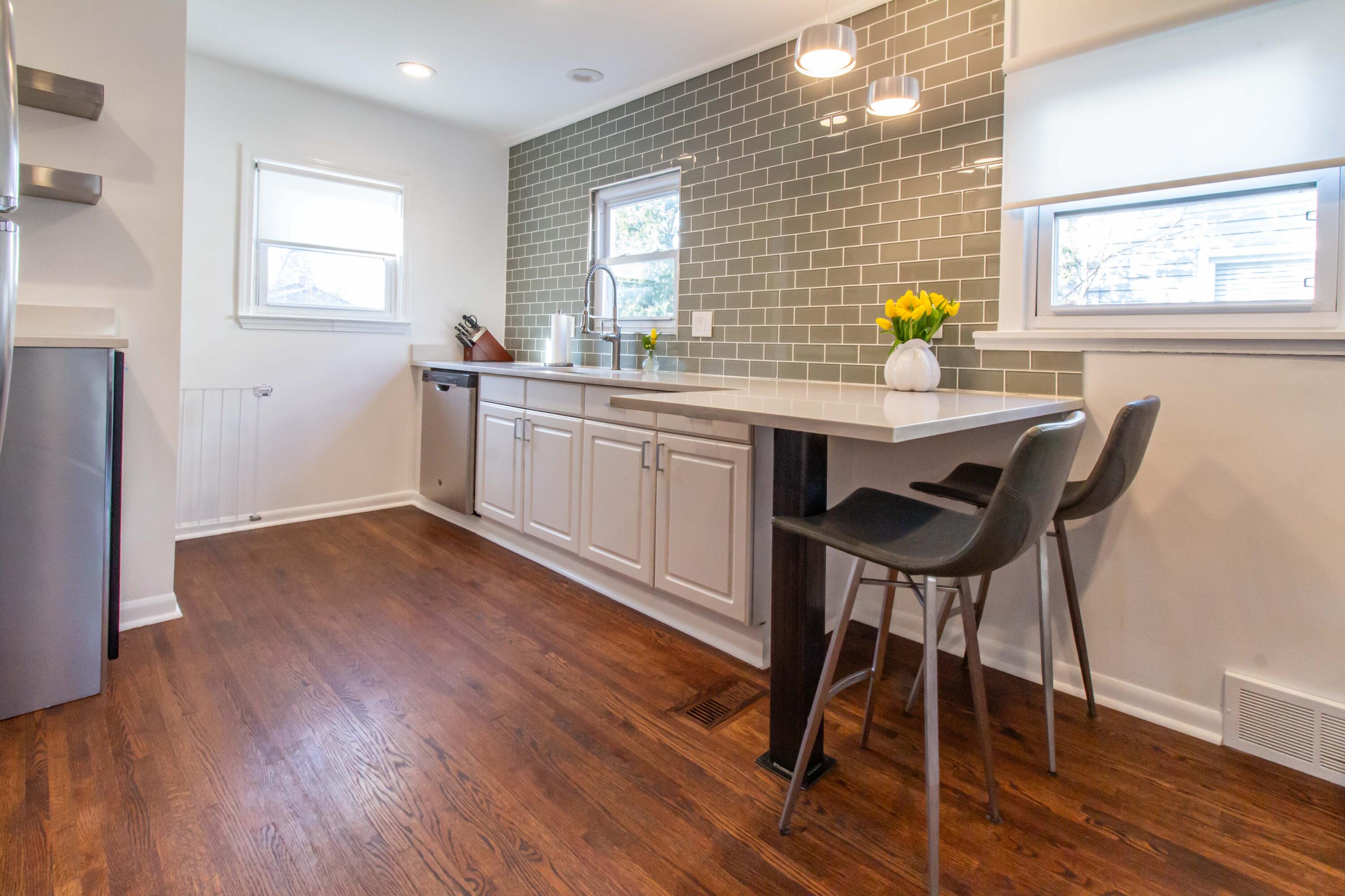 1348 Ruffner Avenue Birmingham, MI 48009 - Photo 10 of 35 03 kitchen 1
