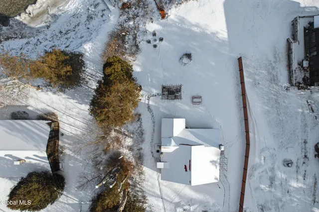 $575,000 | 12 Berry Patch Way, Crown Point, NY 12928