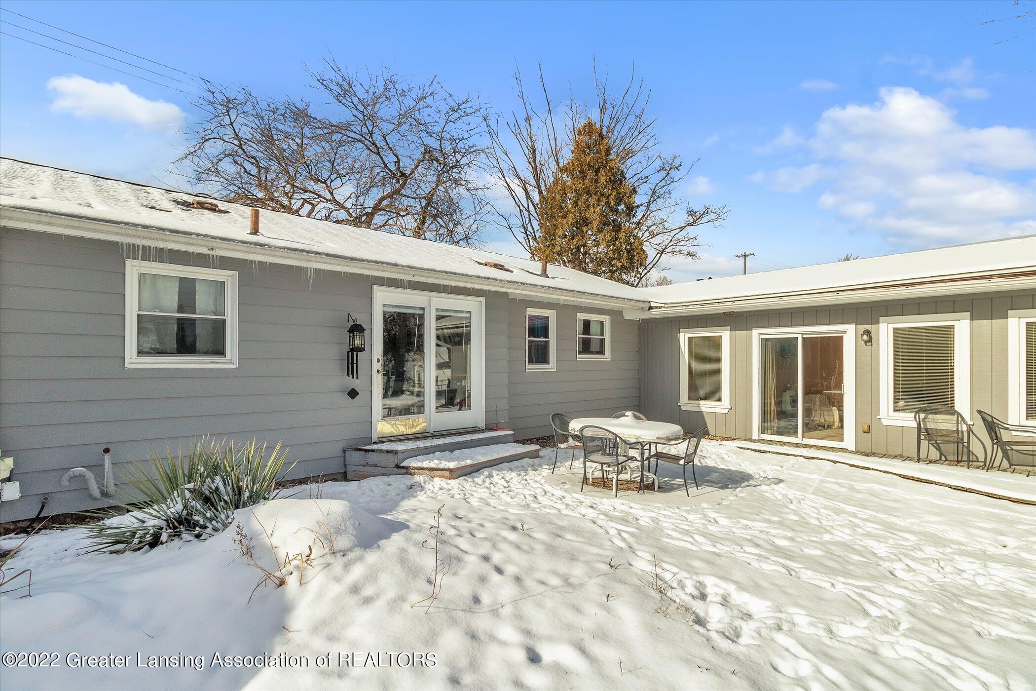 1010 North Waverly Road Lansing, MI 48917 - Photo 33 of 33 44-1010-N-Waverly-Rd-WindowStill-Real-Es