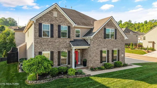 $634,900 | 1844 Misty Cloud Lane, Knoxville, TN 37932