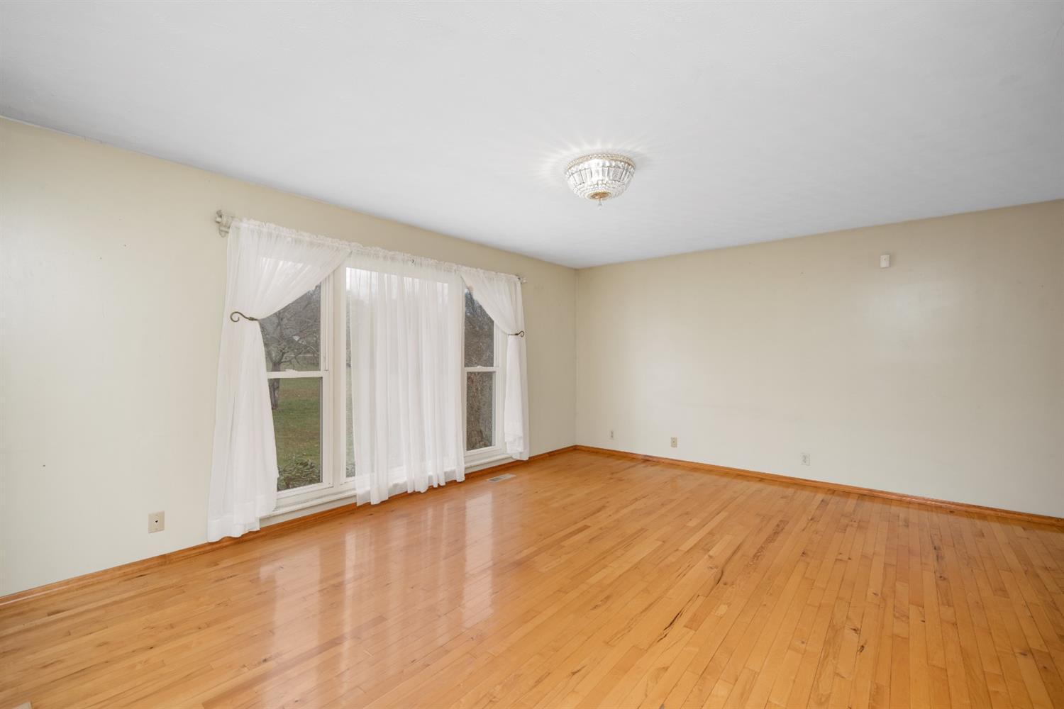 32051 State Rte 41 Peebles, OH 45660 - Photo 5 of 30
