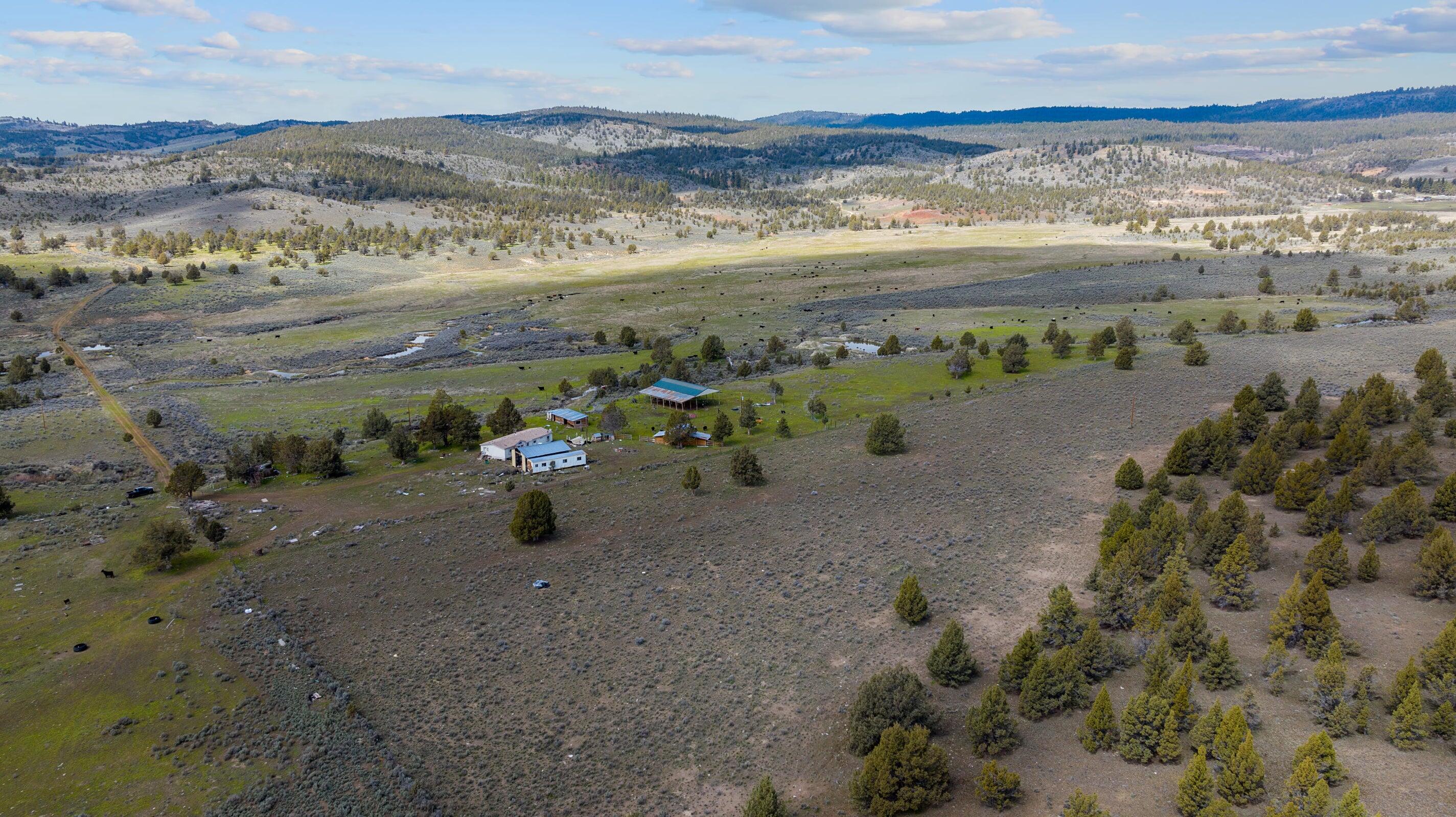 33800 Tackman Road Prineville, OR 97754 - Photo 7 of 10 7
