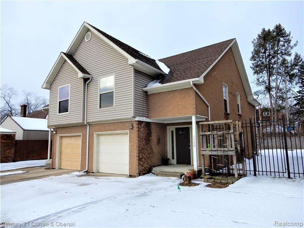 Sharp popular Sherwood Forest newer construction beautiful & spacious 3 bedroom colonial style duplex 