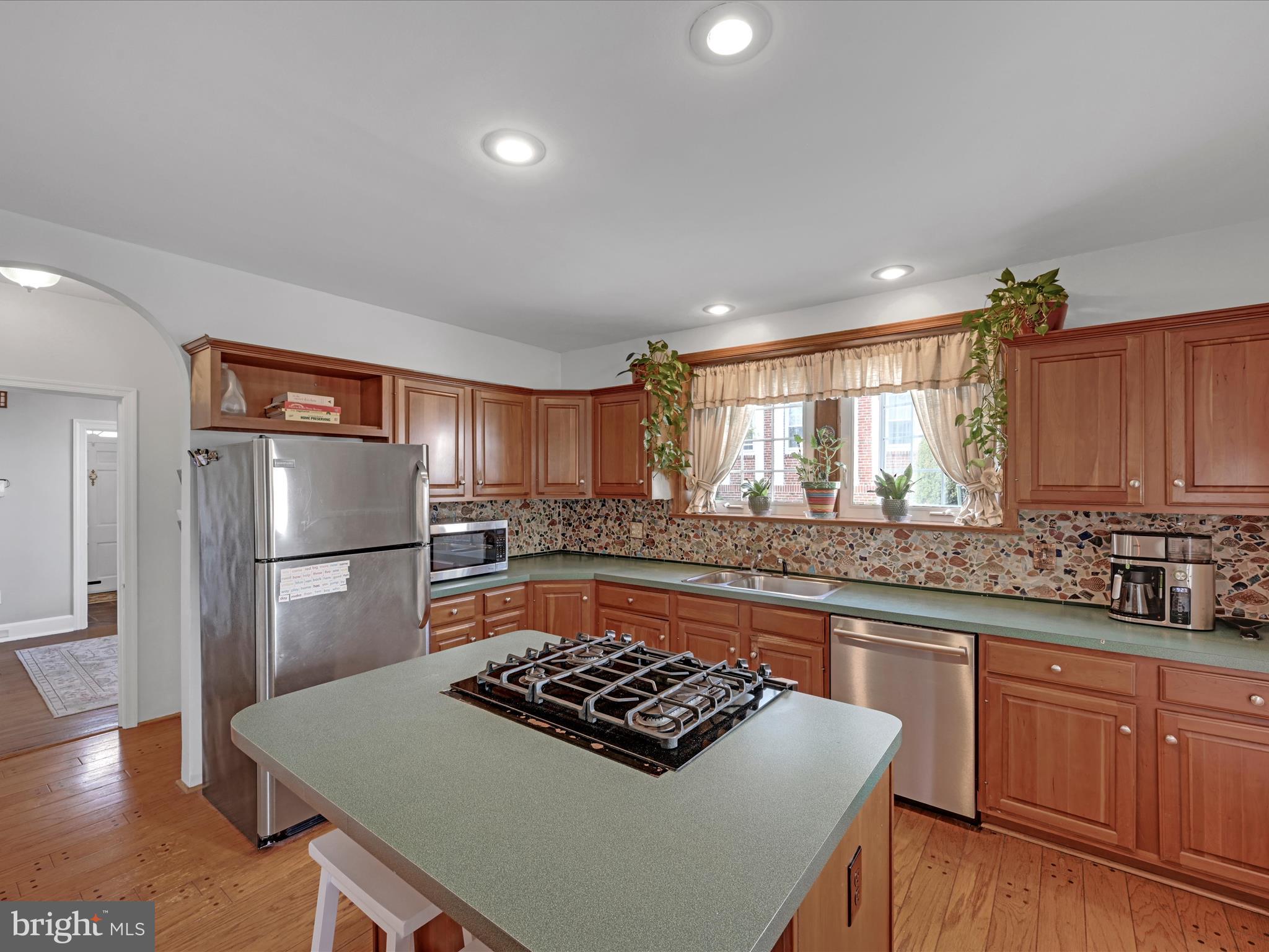 521 Argyle Road Drexel Hill, PA 19026 - Photo 14 of 47 Kitchen
