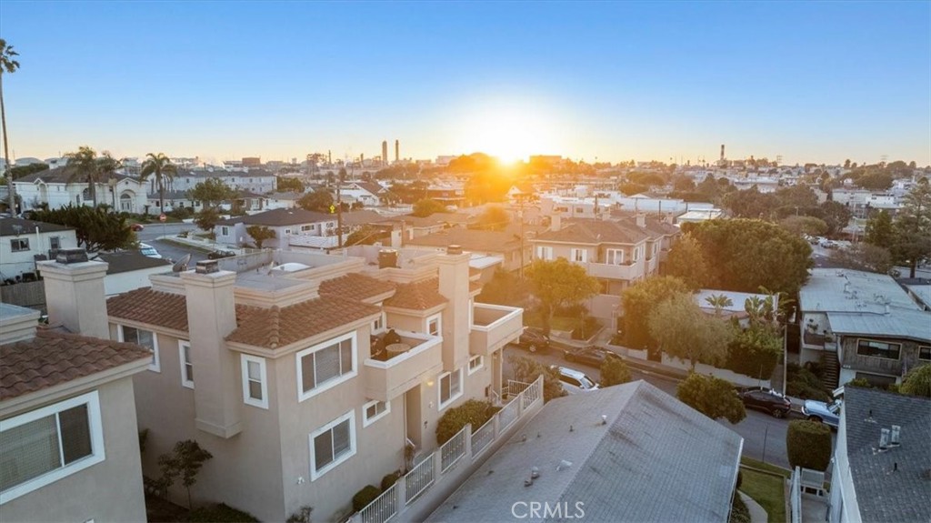 314 Penn Street, Unit 2 El Segundo, CA 90245 - Photo 18 of 23 a view of a city with tall buildings