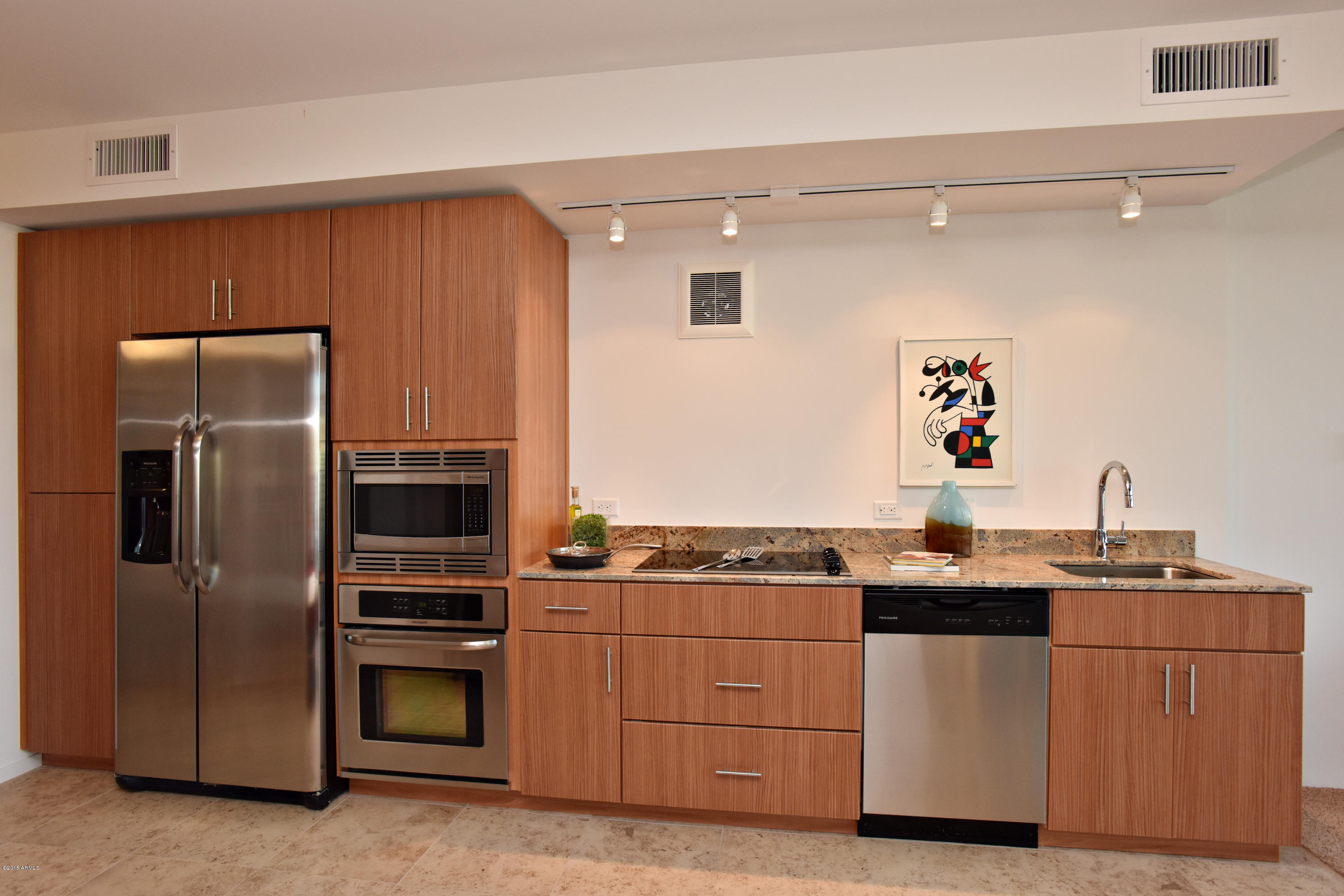 6895 East Camelback Road, Unit 1029 Scottsdale, AZ 85251 - Photo 3 of 5 3rd avenue kitchen view