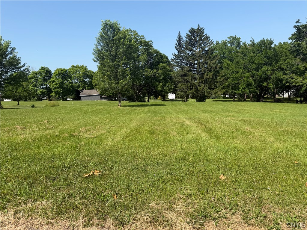 312 Tuttle Avenue Lenox, NY 13032 - Photo 2 of 3