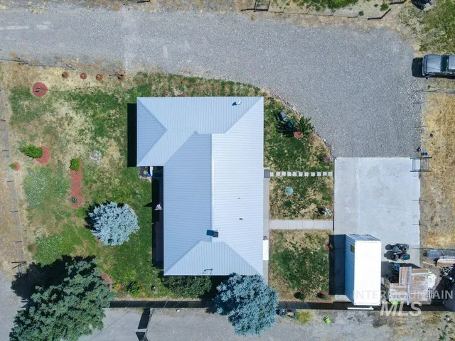 $304,999 | 4977 Highway 201, Ontario, OR 97914