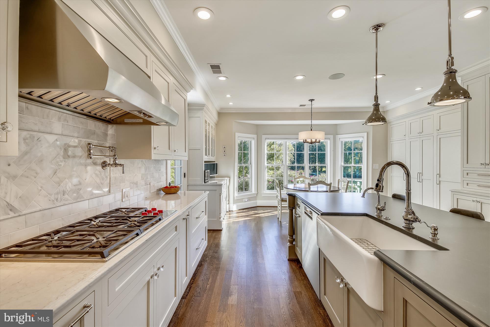 535 Springvale Road Great Falls, VA 22066 - Photo 16 of 80 HUGE work area & top of the line fixtures