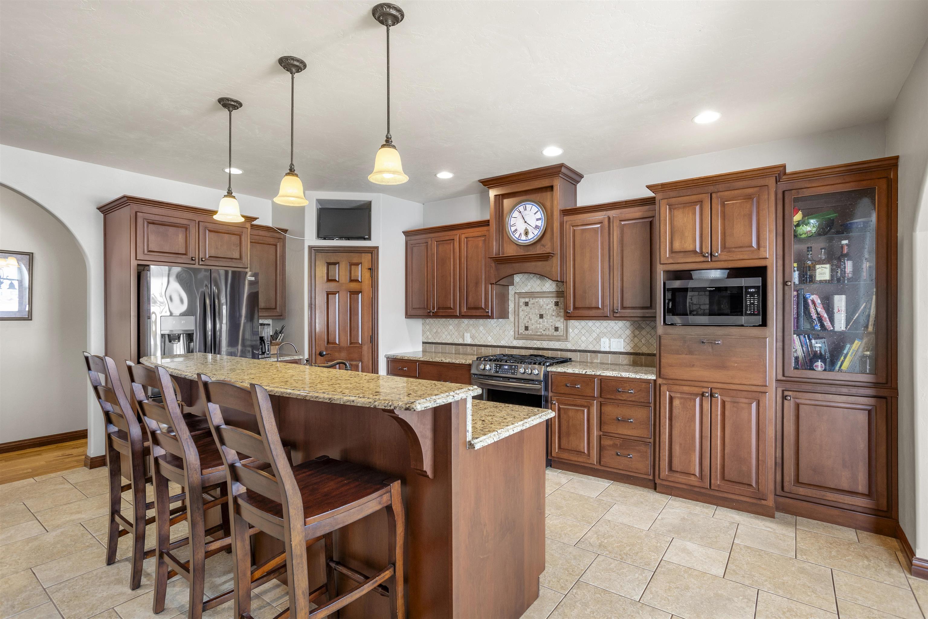 8042 Cavendish Road Neenah, WI 54956 - Photo 14 of 38