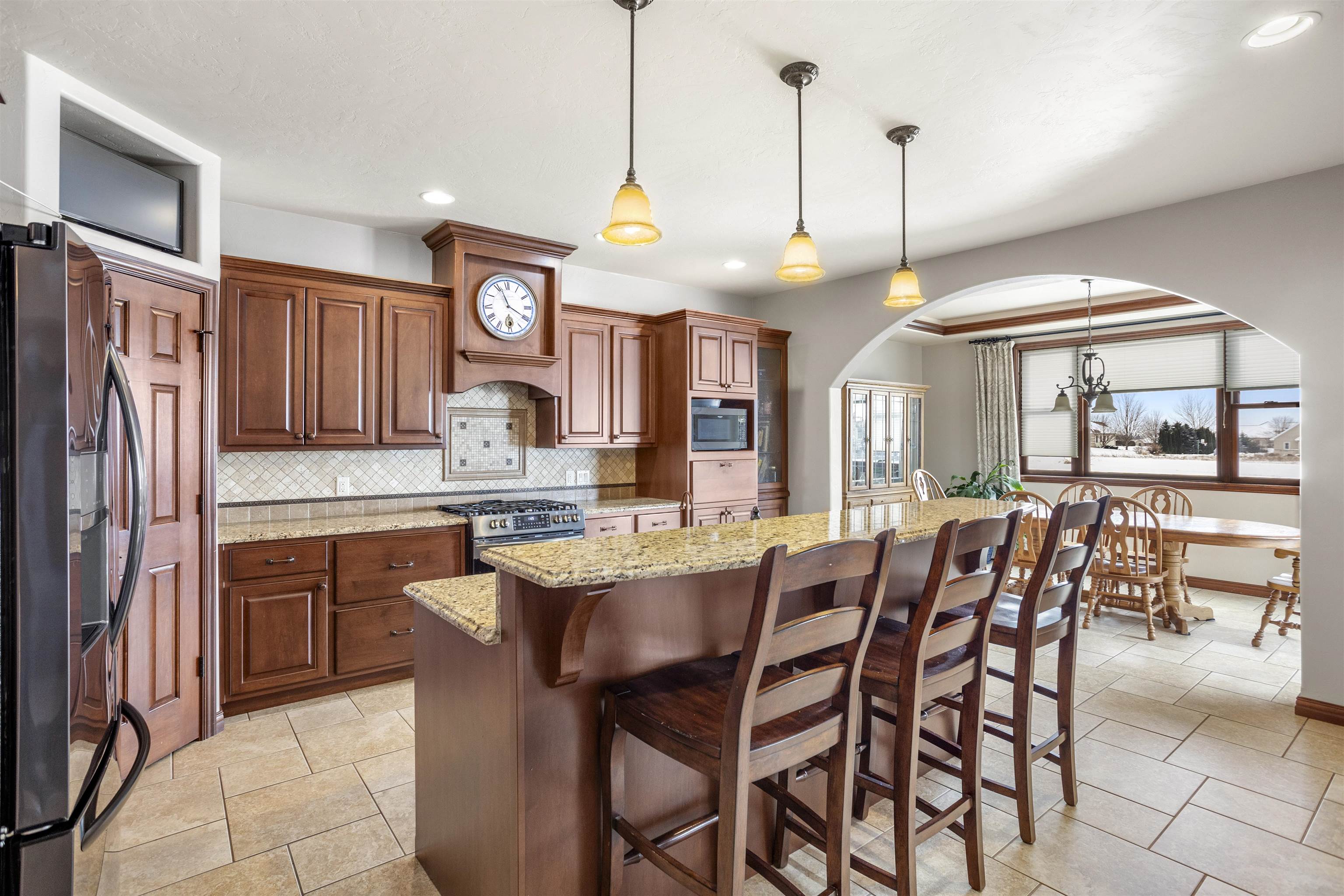 8042 Cavendish Road Neenah, WI 54956 - Photo 15 of 38