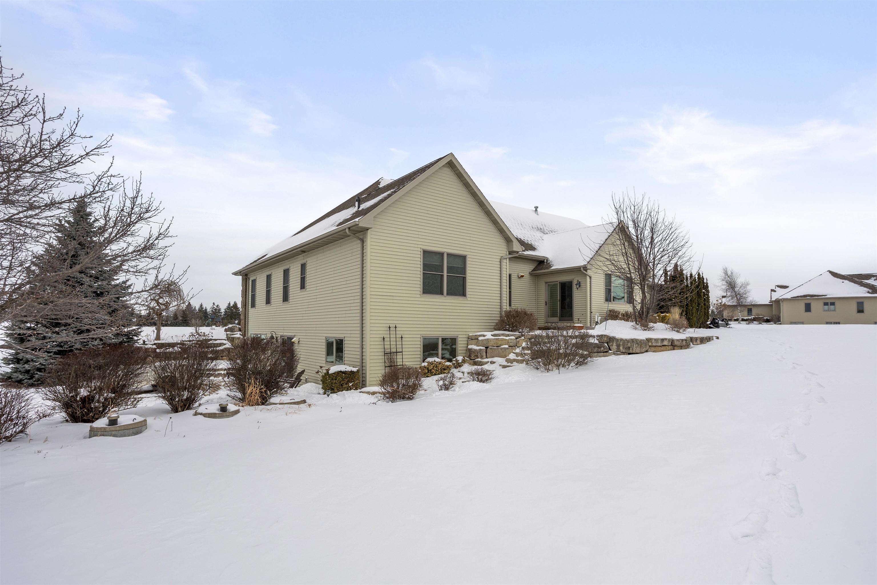 8042 Cavendish Road Neenah, WI 54956 - Photo 35 of 38