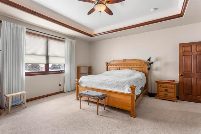 $800,000 | 8042 Cavendish Road, Neenah, WI 54956