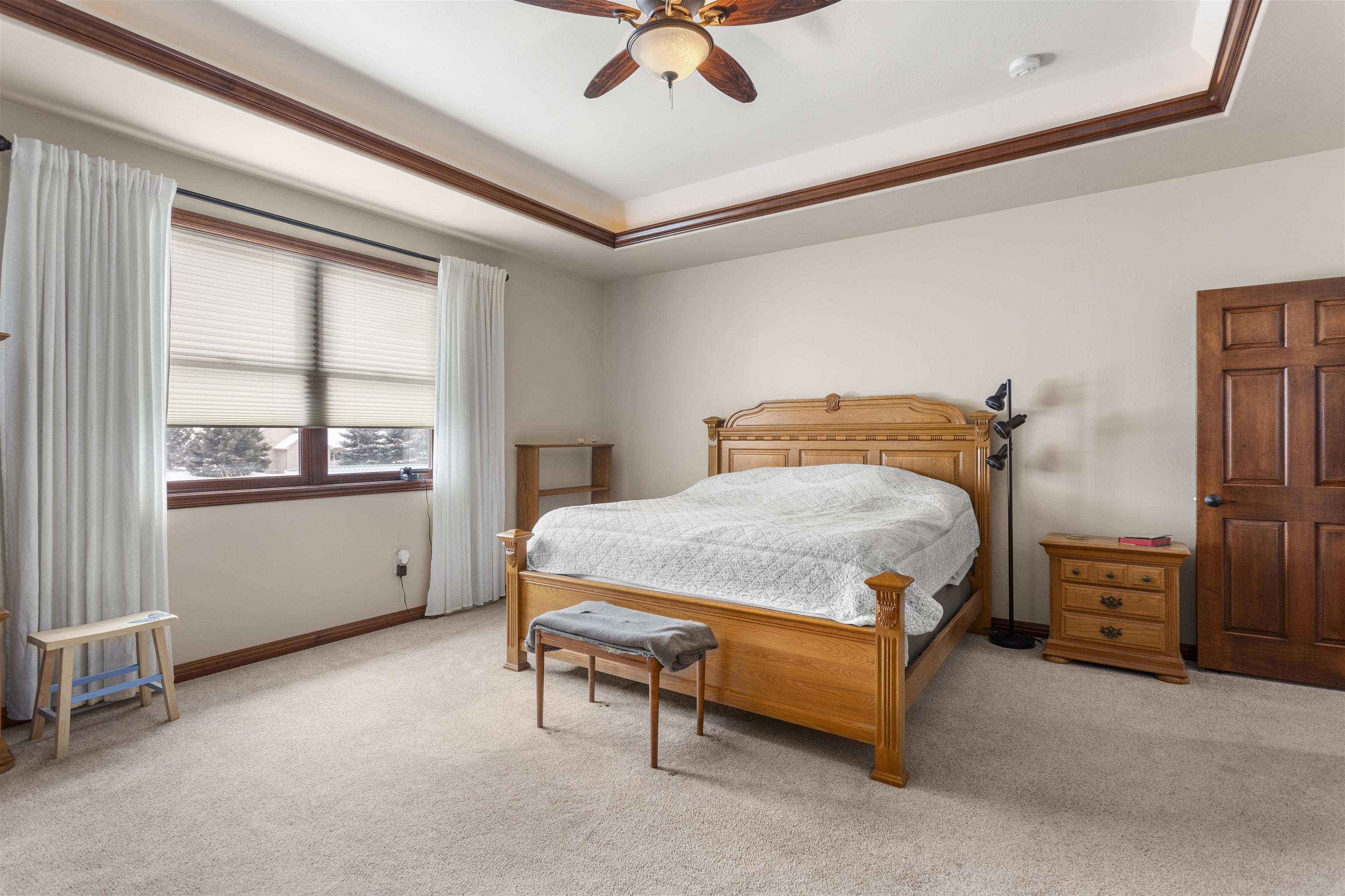 8042 Cavendish Road Neenah, WI 54956 - Photo 8 of 38