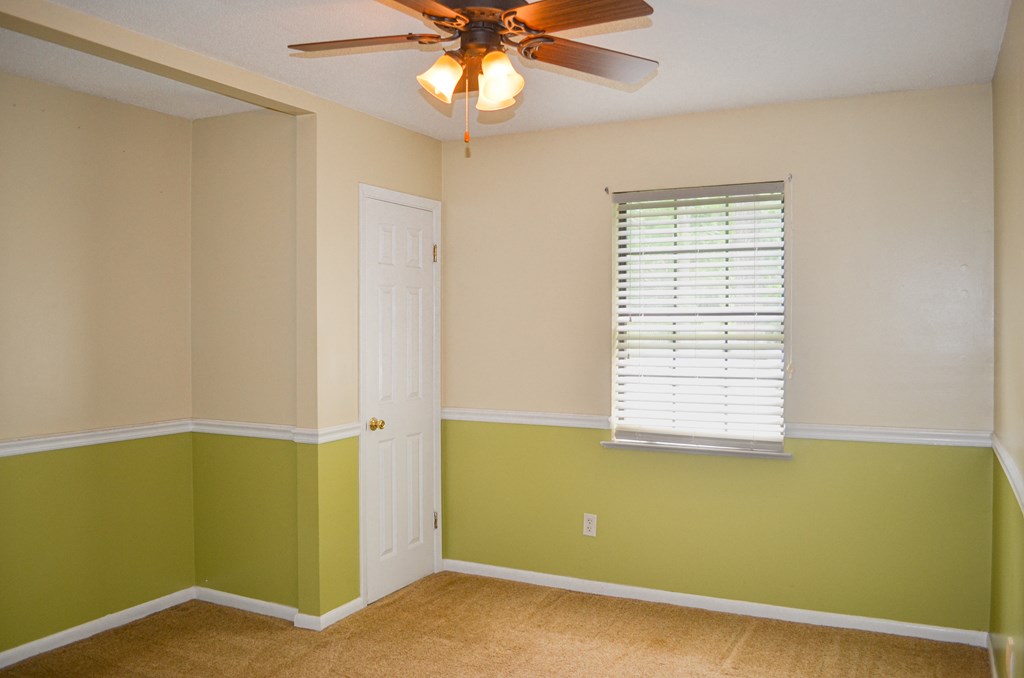225 Royce Lane Dothan, AL 36305 - Photo 13 of 31