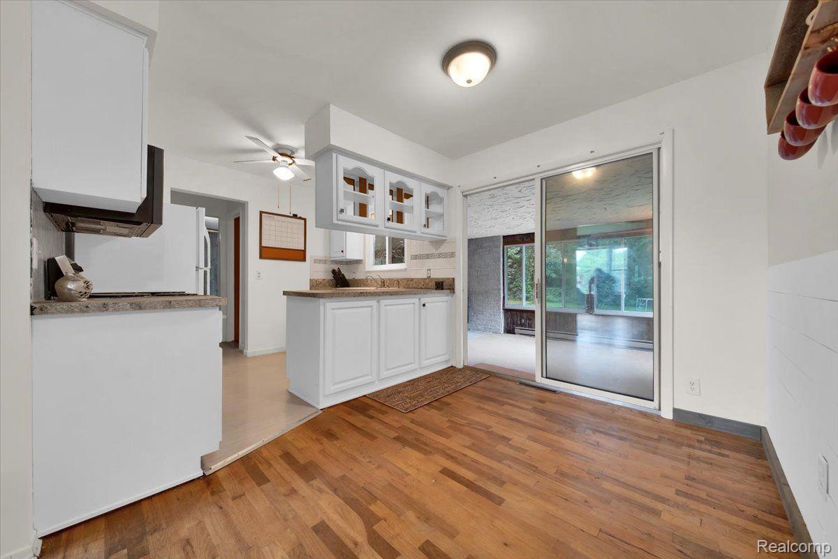 3221 North Irish Road Davison, MI 48423 - Photo 10 of 32 Gallery Image 10