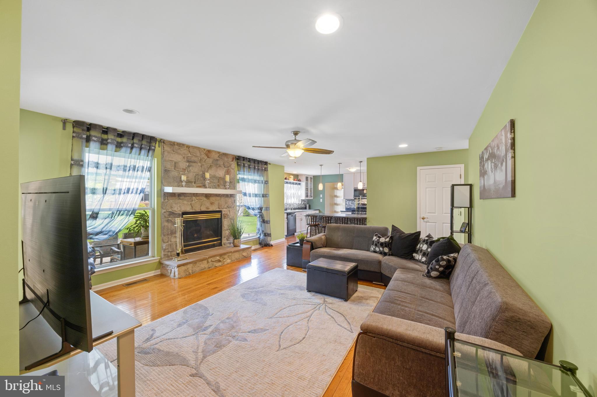 500 Ridgerun Lane Philadelphia, PA 19111 - Photo 24 of 42 Gallery Image 24