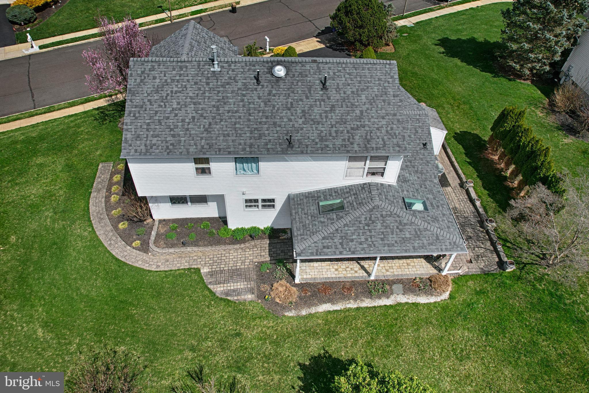 500 Ridgerun Lane Philadelphia, PA 19111 - Photo 3 of 42 Gallery Image 3